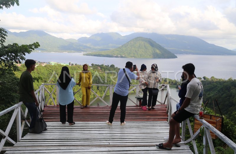 Liburan Isa Al Masih di Puncak Fitu Danau Ngade Ternate