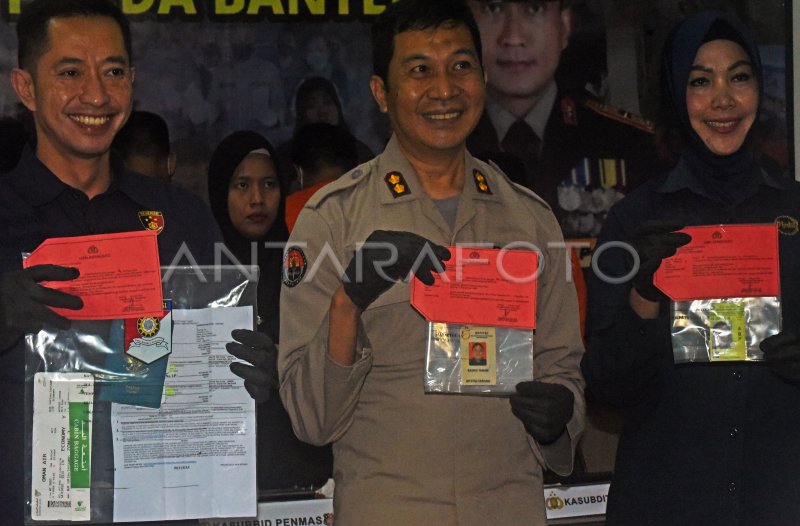 PENGUNGKAPAN KASUS PERDAGANGAN ORANG | ANTARA Foto