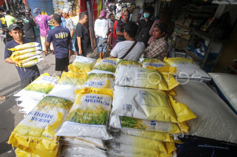 STABILISASI PASOKAN DAN HARGA PANGAN BERAS DI JATIM | ANTARA Foto