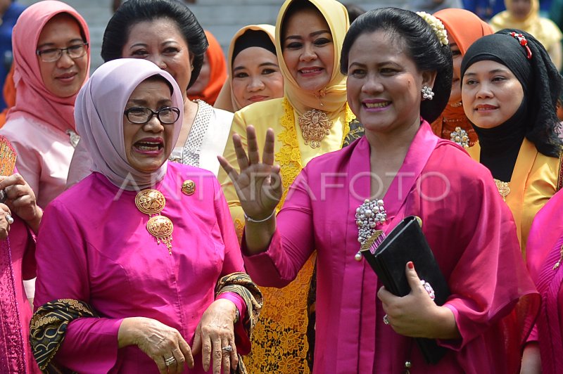 Peringatan Hari Kartini Antara Foto