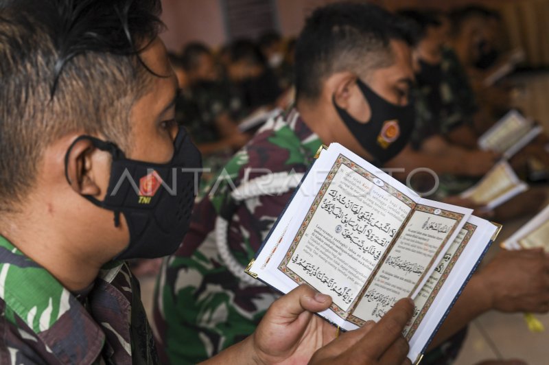 Doa Untuk Prajurit Korps Marinir Tni Al Yang Gugur Di Papua Antara Foto