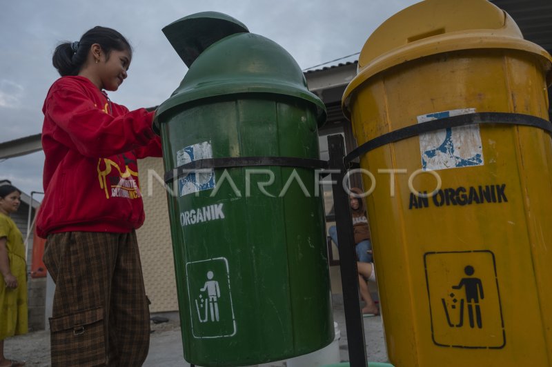 PEMILAHAN SAMPAH DARI RUMAH TANGGA
