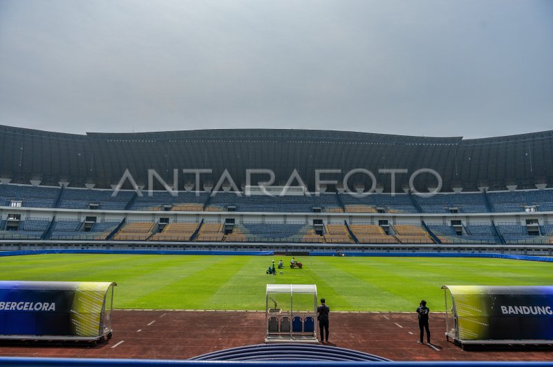 Progres Renovasi Stadion Gelora Bandung Lautan Api Antara Foto 1314