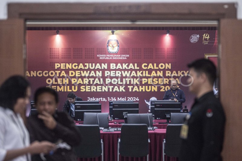 PENGAJUAN BAKAL CALON ANGGOTA LEGISLATIF PEMILU 2024 | ANTARA Foto