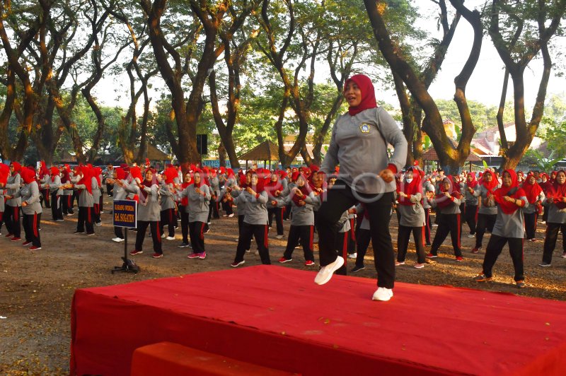 Senam lansia Kota Madiun