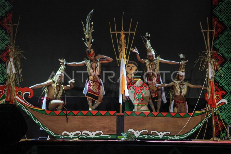 Tari pedalaman Dayak Kalimantan Tengah