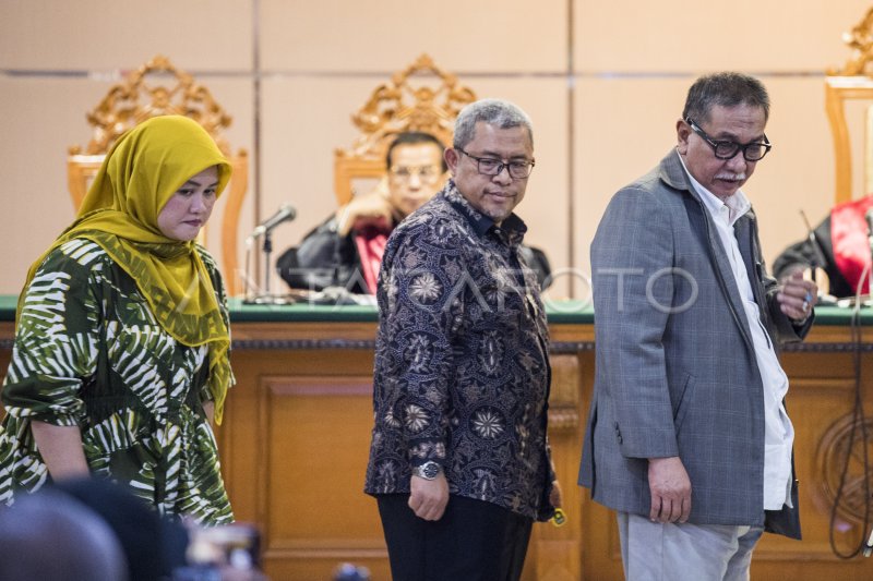 SIDANG KASUS SUAP PERIZINAN MEIKARTA | ANTARA Foto