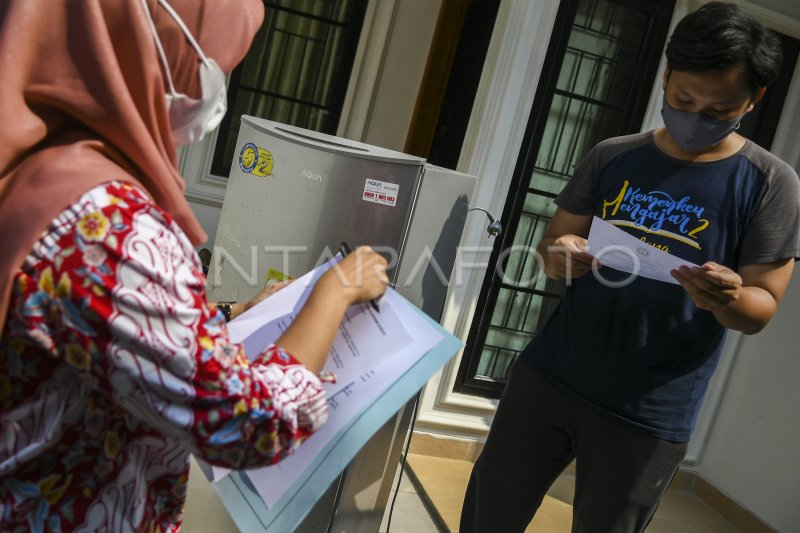 LAYANAN JEMPUT SAMPAH ELEKTRONIK DINAS LINGKUNGAN HIDUP DKI | ANTARA Foto