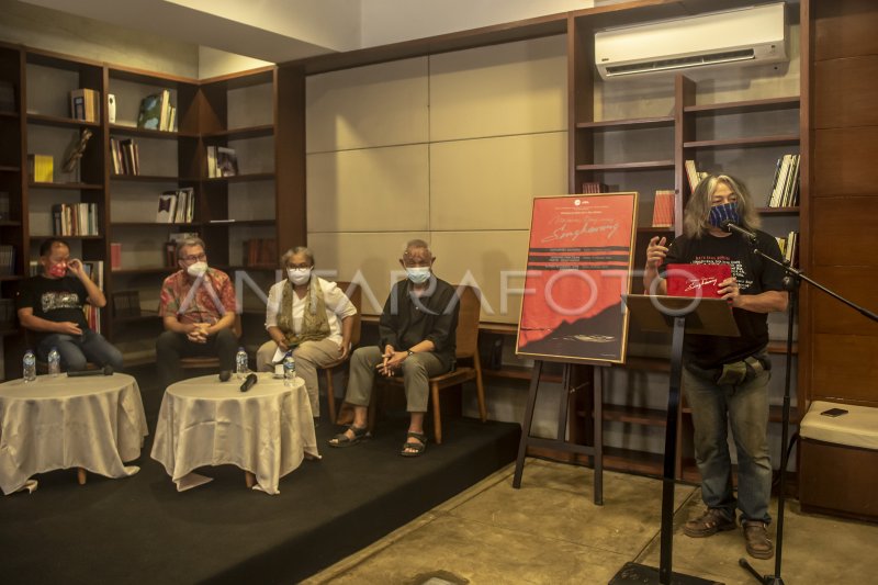 Peluncuran Dan Bedah Buku Memoar Orang Orang Singkawang Antara Foto