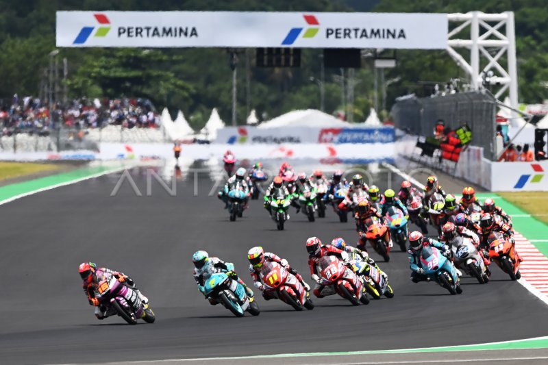 BALAPAN MOTO3 DI SIRKUIT MANDALIKA