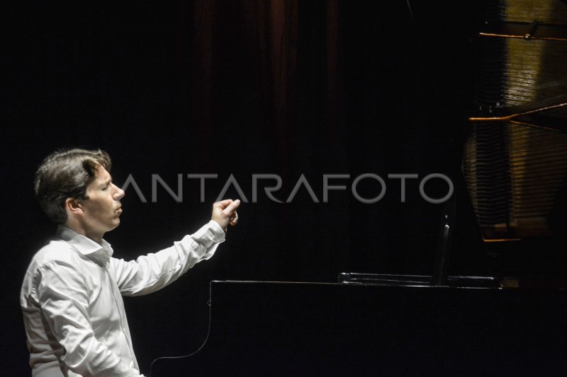 PERTUNJUKAN PIANO KLASIK ERASMUS HUIS 2022