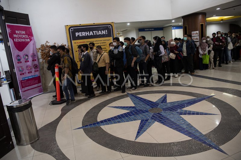 Bursa Kerja Di Jakarta Antara Foto