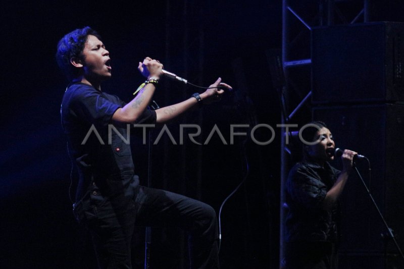 PENAMPILAN HINDIA DI JOYLAND FESTIVAL 2022 | ANTARA Foto