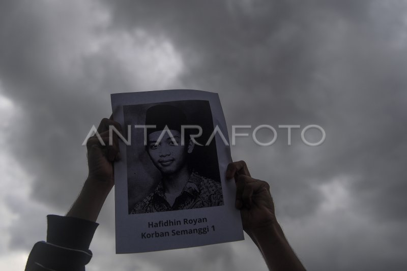 AKSI KAMISAN PERINGATI TRAGEDI SEMANGGI I | ANTARA Foto