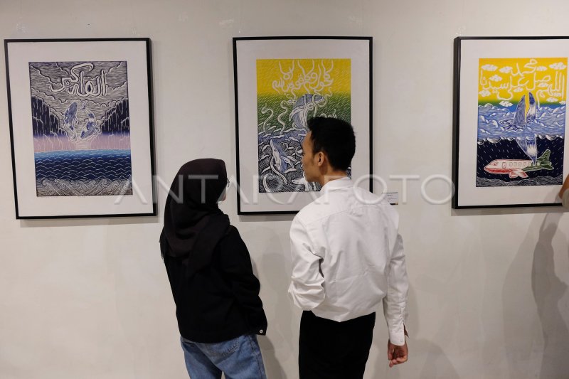 PAMERAN KALIGRAFI CETAK TINGGI | ANTARA Foto