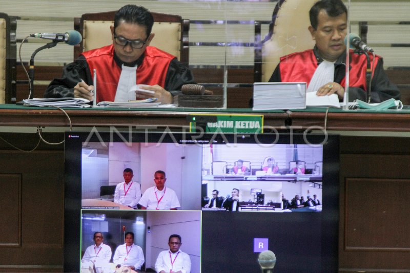 Sidang Perdana Kasus Lelang Jabatan Di Bangkalan Antara Foto