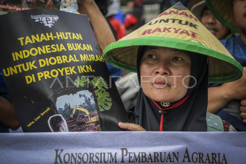 UNJUK RASA TOLAK PERPPU CIPTA KERJA | ANTARA Foto