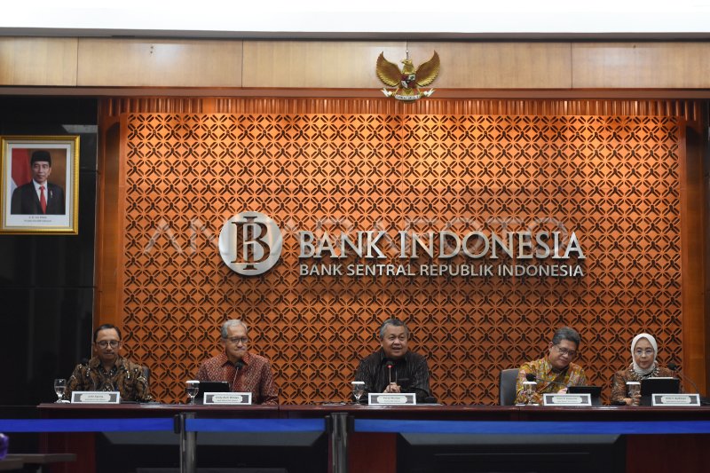 KONFERENSI PERS RAPAT DEWAN GUBERNUR BANK INDONESIA | ANTARA Foto