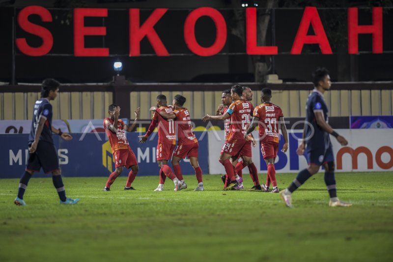 AREMA FC KALAH MELAWAN BALI UNITED