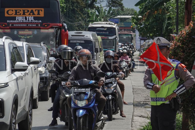 ARUS MUDIK JALUR BUMIAYU-AJIBARANG PADAT | ANTARA Foto