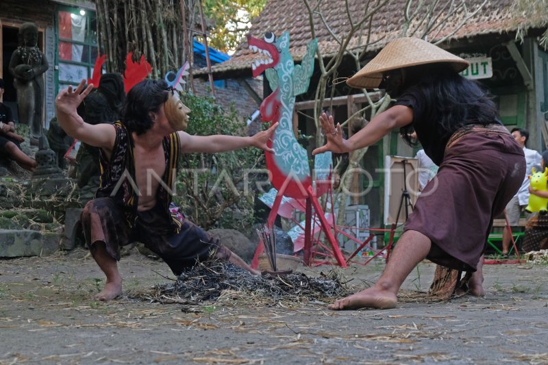 Pentas seni memperingati Hari Peradaban Desa #3