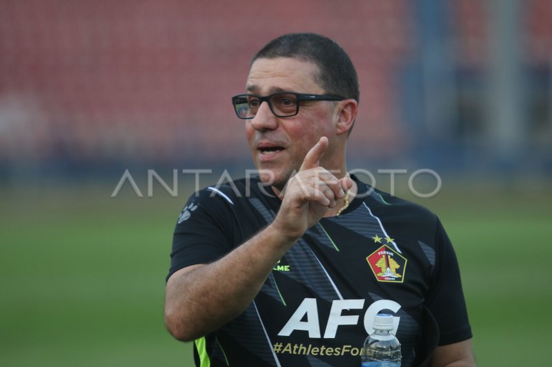 Pelatih baru Persik Kediri