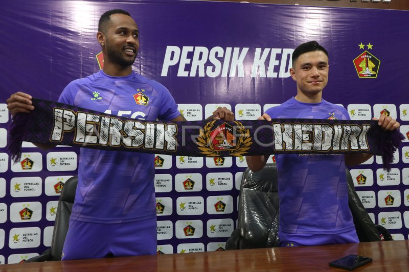 Persik Kediri rekrut dua pesepak bola asing