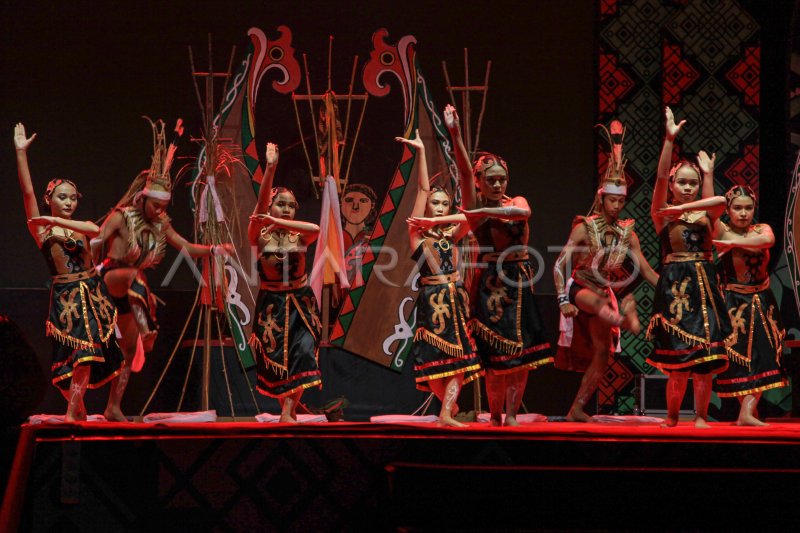 Tari pedalaman Dayak Kalimantan Tengah