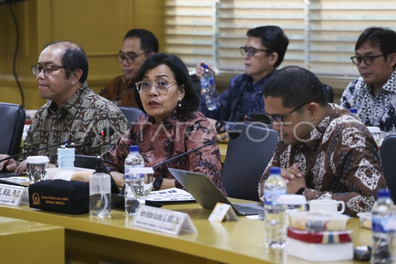 Rapat Kerja Menkeu Dan Komite IV DPD | ANTARA Foto