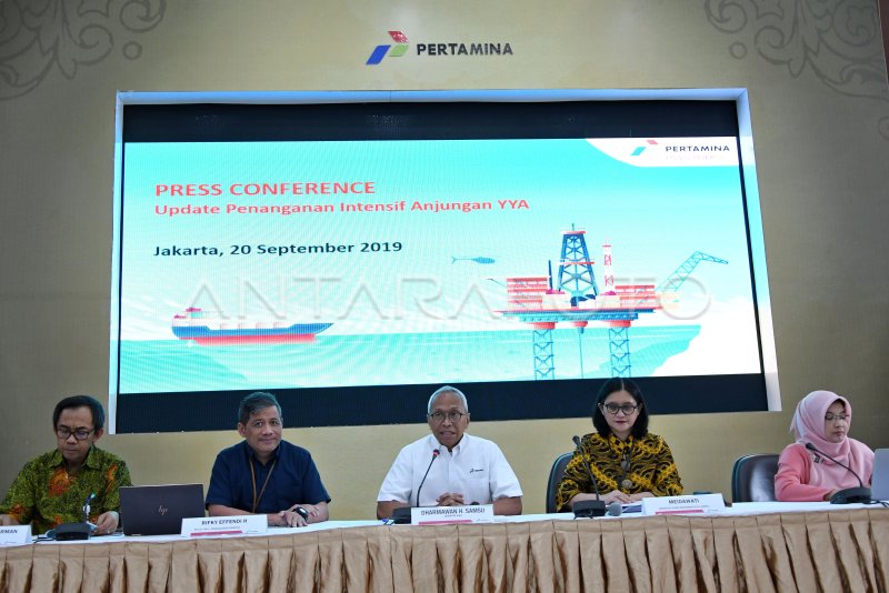 Penanganan Kebocoran Sumur Lepas Pantai Pertamina Antara Foto