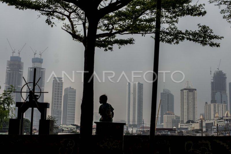 PENERIMAAN PBB-P2 DKI JAKARTA | ANTARA Foto