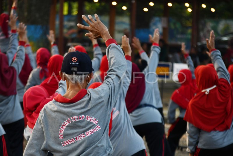 Senam lansia Kota Madiun