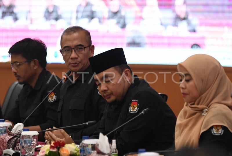 Pleno Verifikasi Parpol Calon Peserta Pemilu 2024 Antara Foto