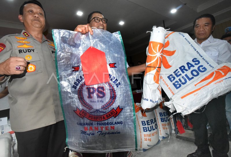 Bukan Premium! Ini Modus Licik Pemalsuan Beras yang Rugi Masyarakat Rp7 Miliar