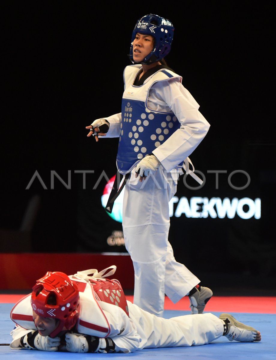 GOLD TAEKWONDO PRINCESS