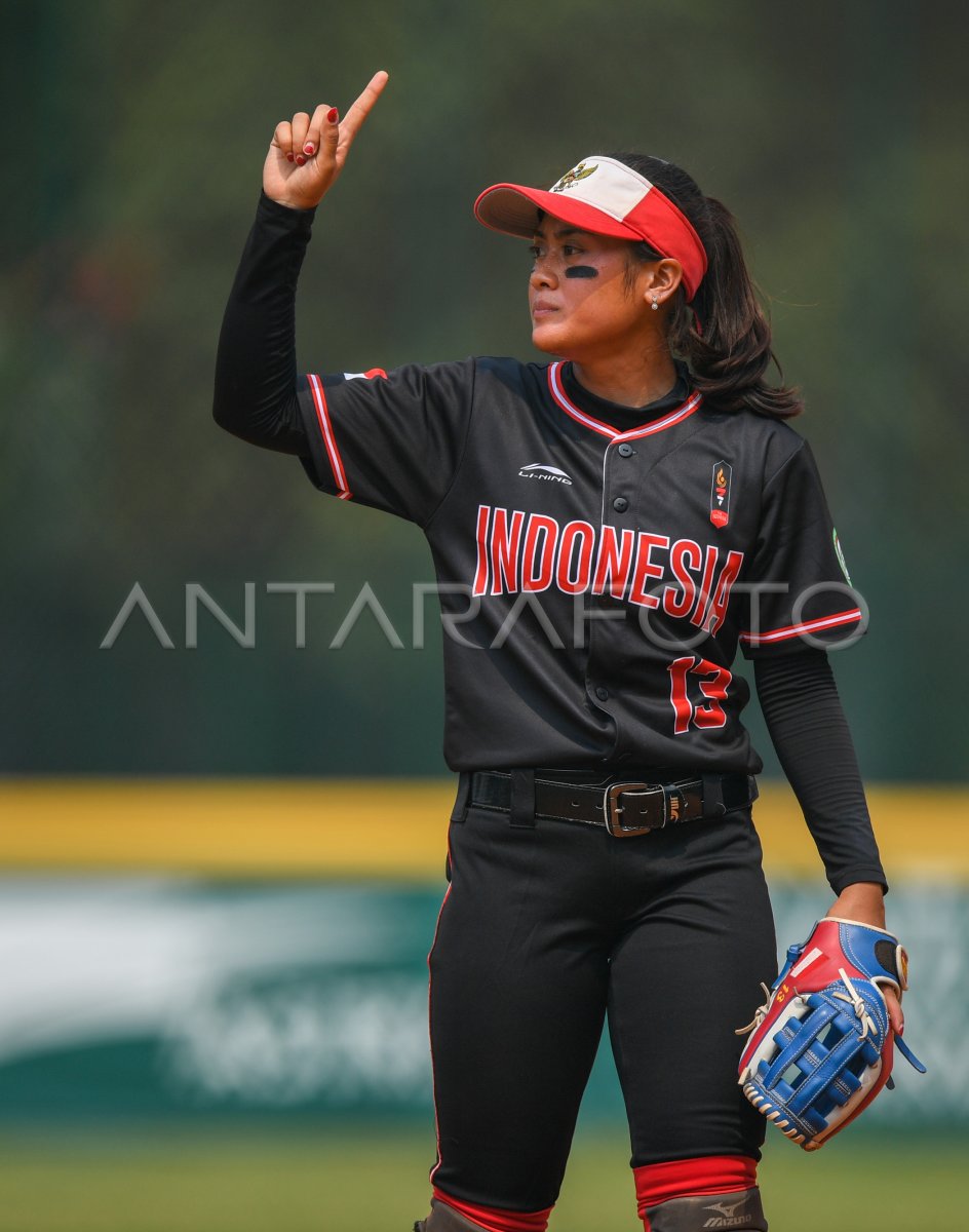 SOFTBALL PUTRI FILIPHINA VS INDONESIA ASIAN GAMES 2018 | ANTARA Foto